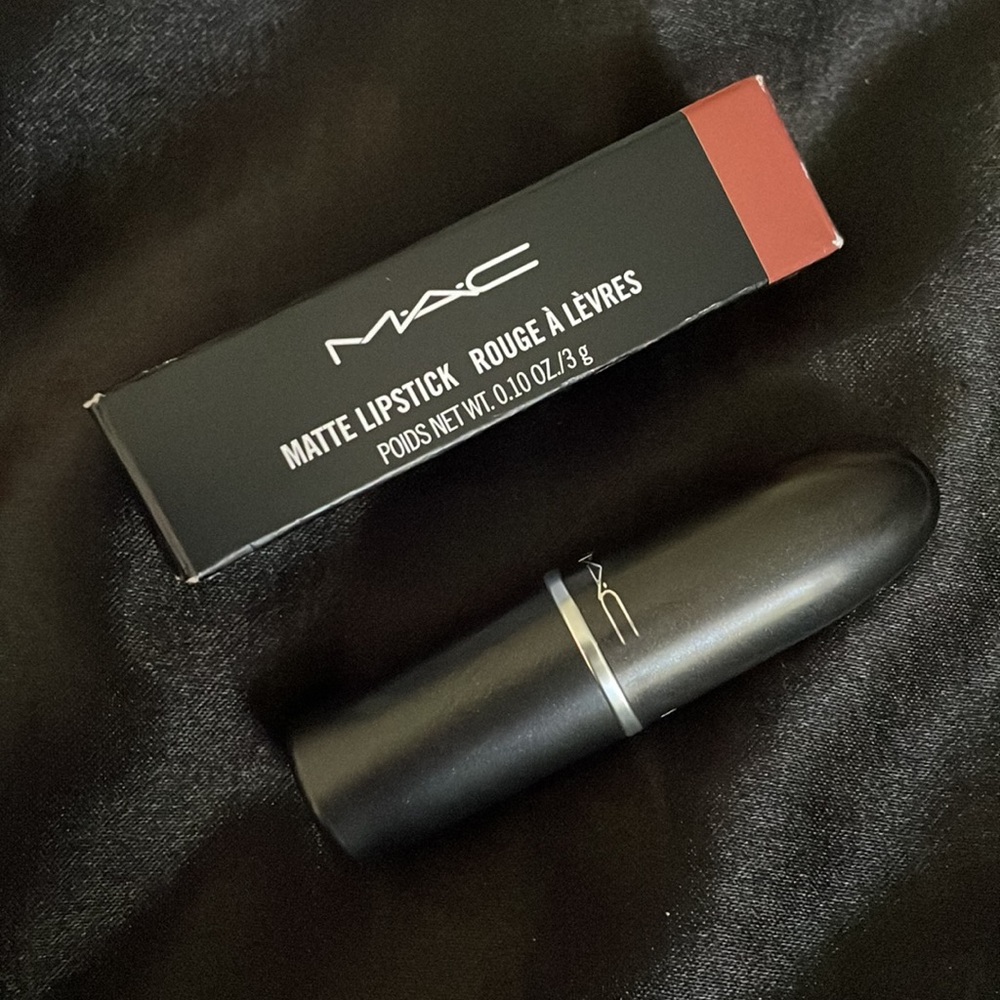 MAC Matte lipstick - velvet teddy - Picture 4 of 8